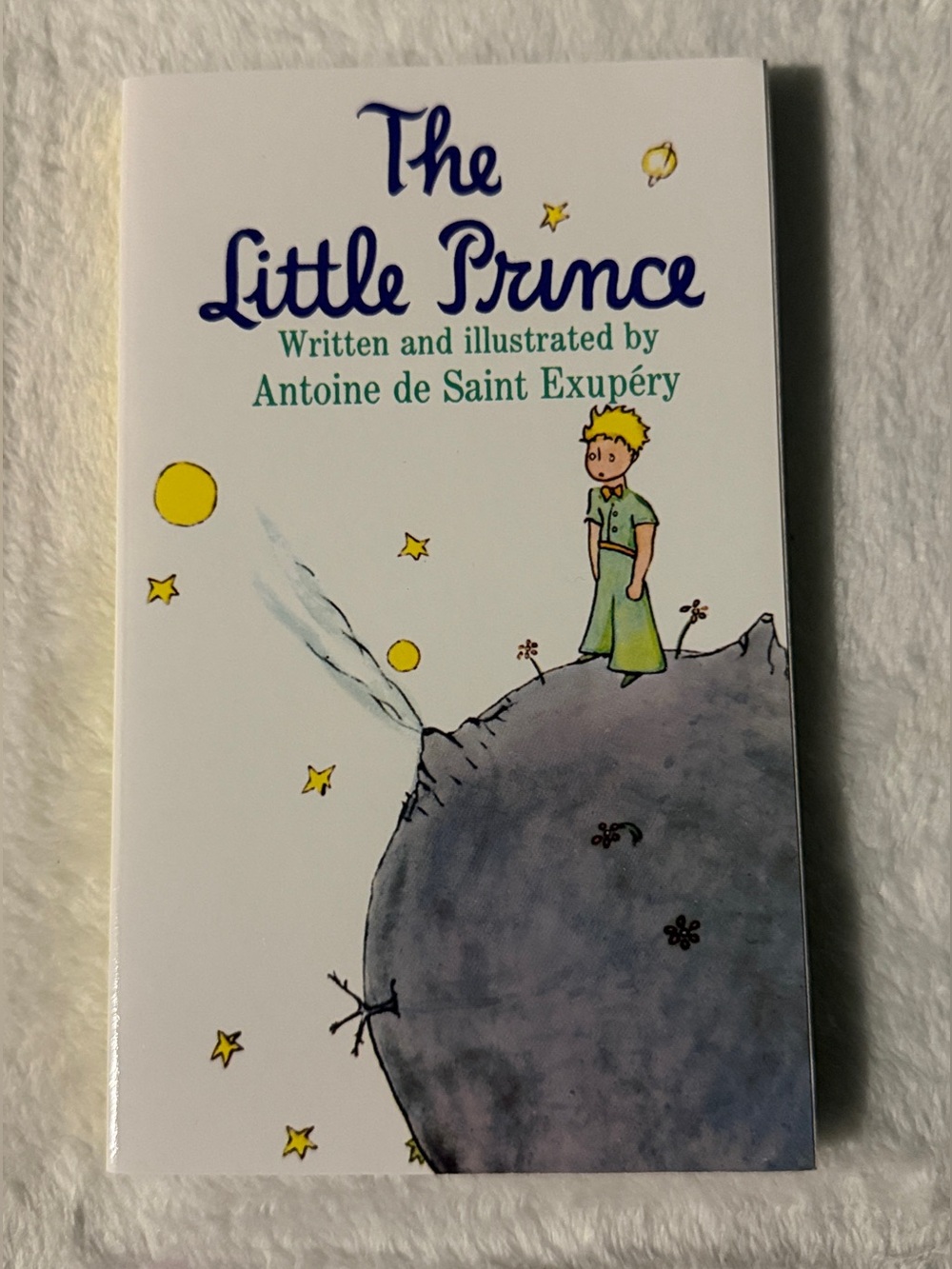 💜 The Little Prince by Antoine de Saint-Exupéry
A  Vintage Classic Novella